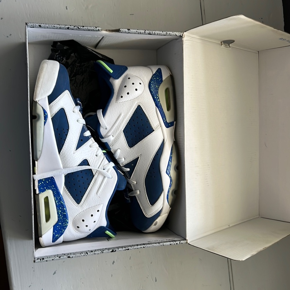 Air Jordan 6 low